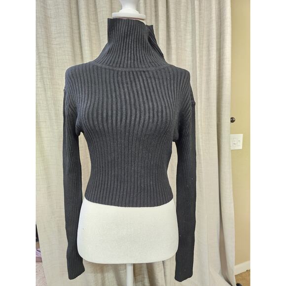 Love Tree Black Ribbed turtle neck cropped knit sweater Women's size L Stretchy - Picture 3 of 7